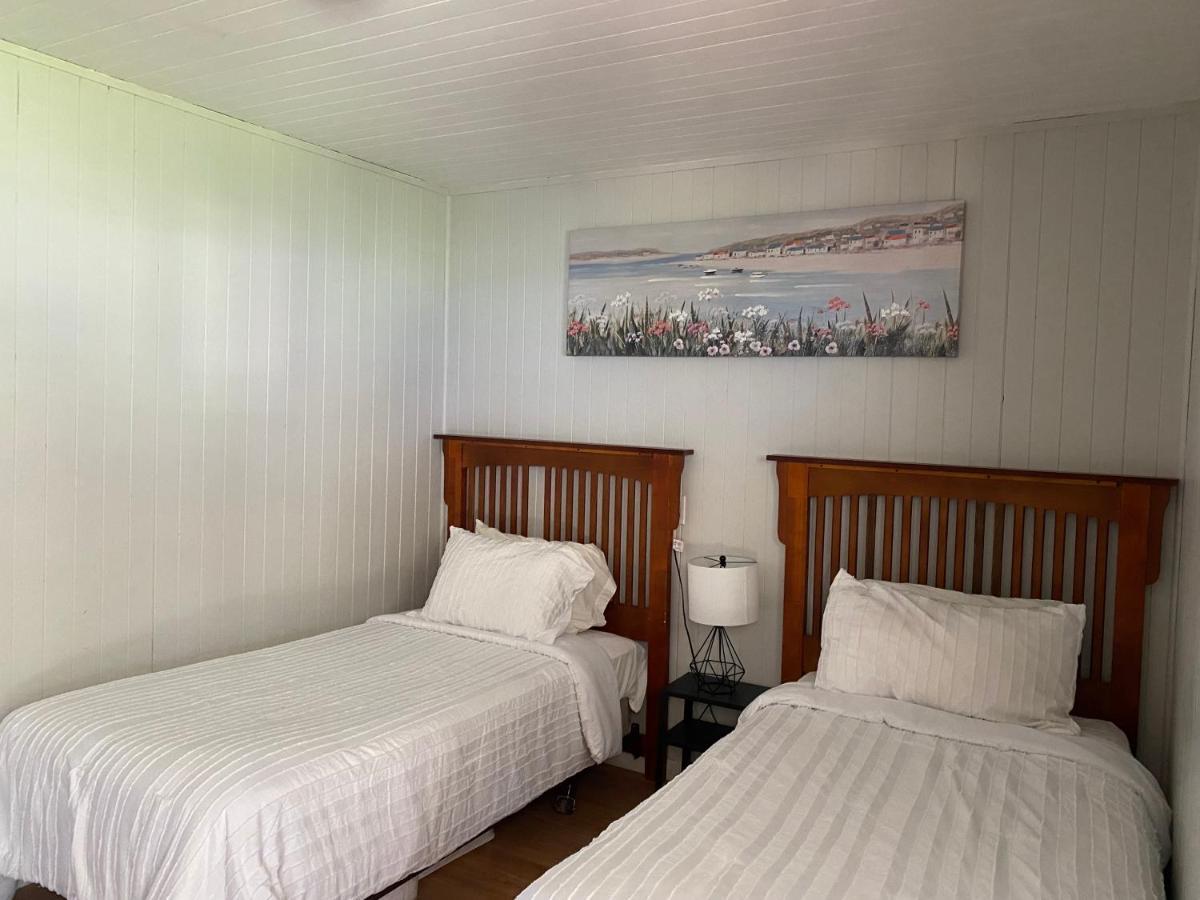 פיקטון Merland Park Cottages And Motel מראה חיצוני תמונה